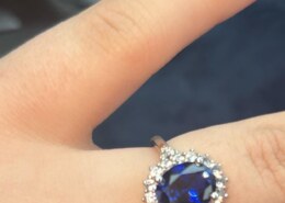 Does this resemble an engagement ring?